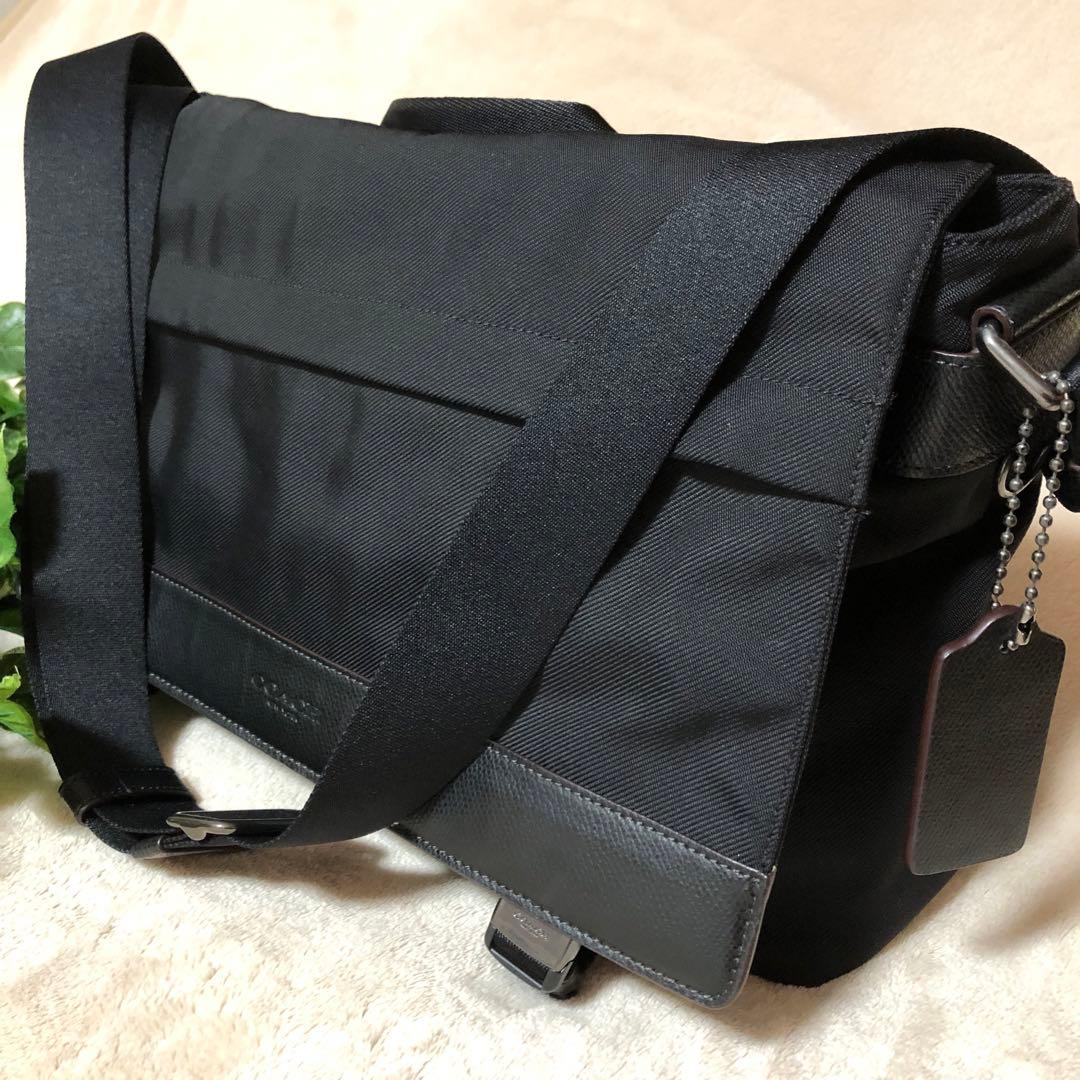 Marine　極美品　コーチメッセンジャーバッグサリバン　ブラック　肩がけ
