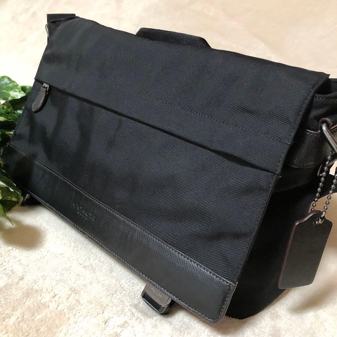 Marine　極美品　コーチメッセンジャーバッグサリバン　ブラック　肩がけ