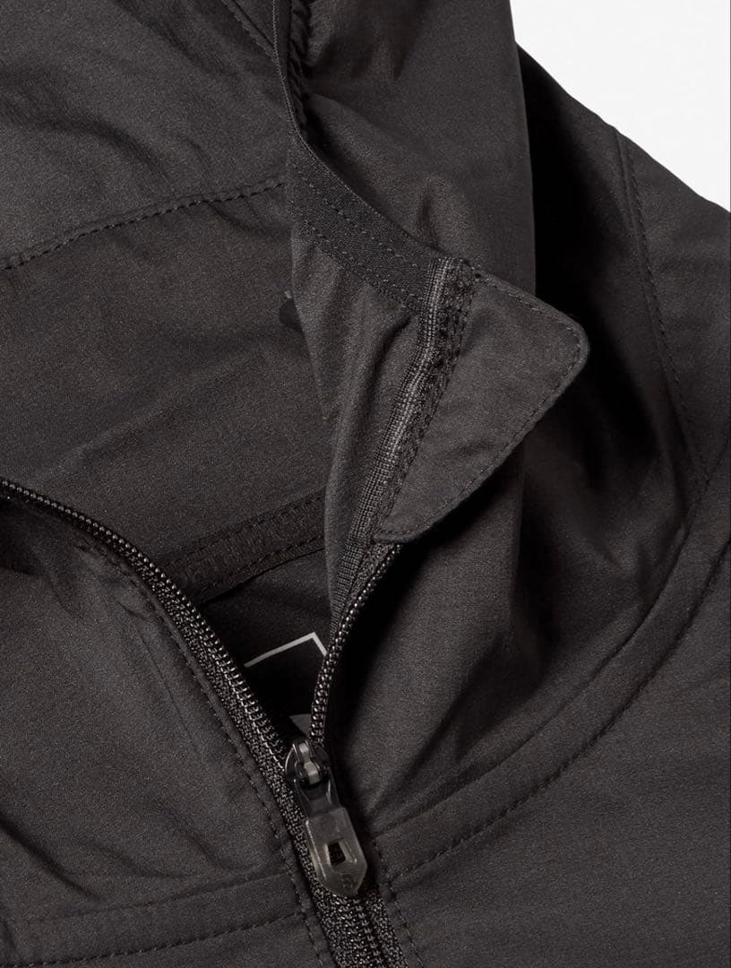 【新品・未着用】THE NORTH FACE 軽量ウィンドブレーカージャケット