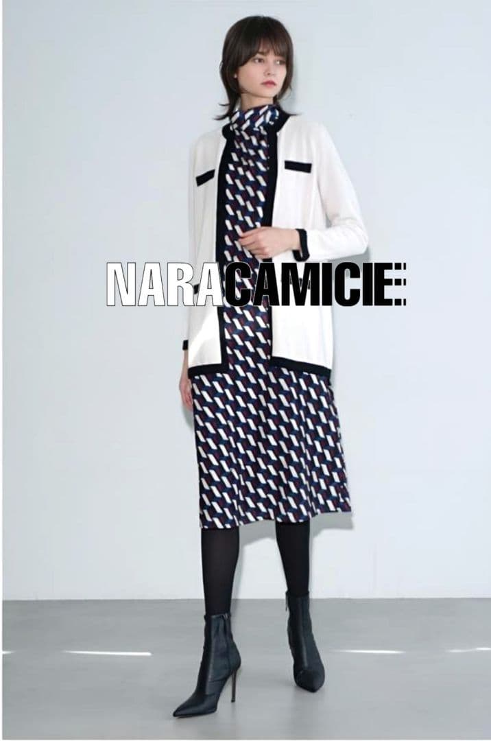 【新品タグ付25300円】ナラカミーチェ♦完売✨幾何柄2WAYワンピース