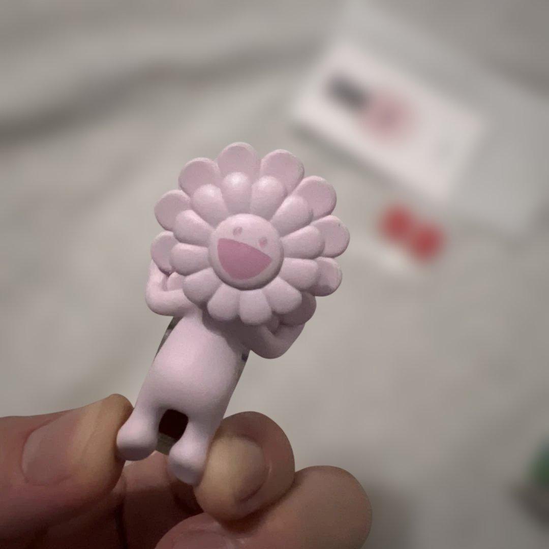 CASETIFY 村上隆　カイカイキキ　お花ちゃん