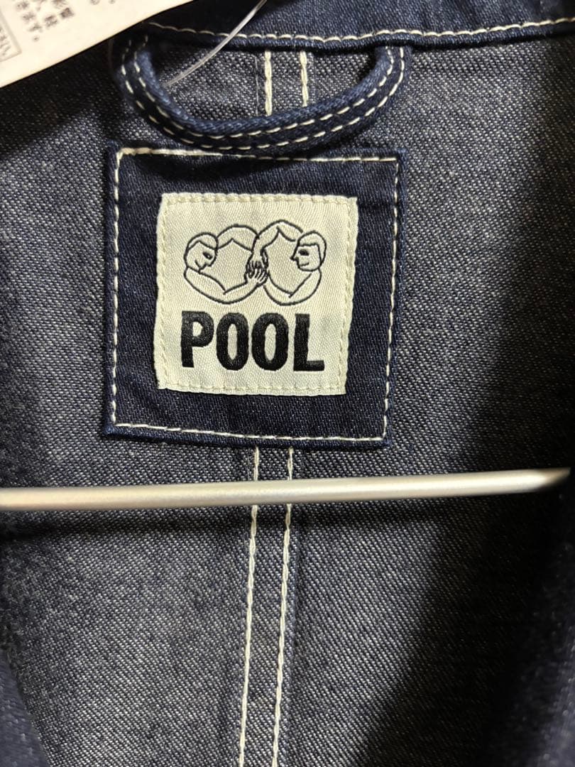 新品⭐︎お得です。POOL のデニム素材のコートです。
