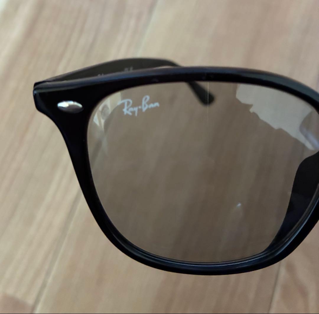 Ray-Ban サングラス RB4258