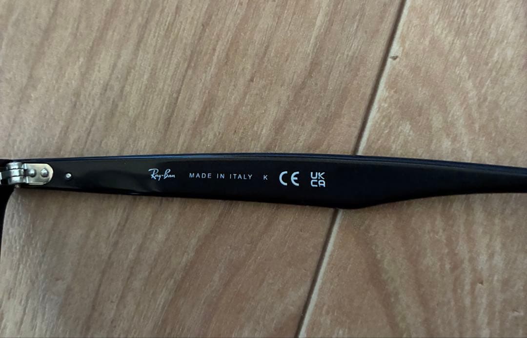 Ray-Ban サングラス RB4258