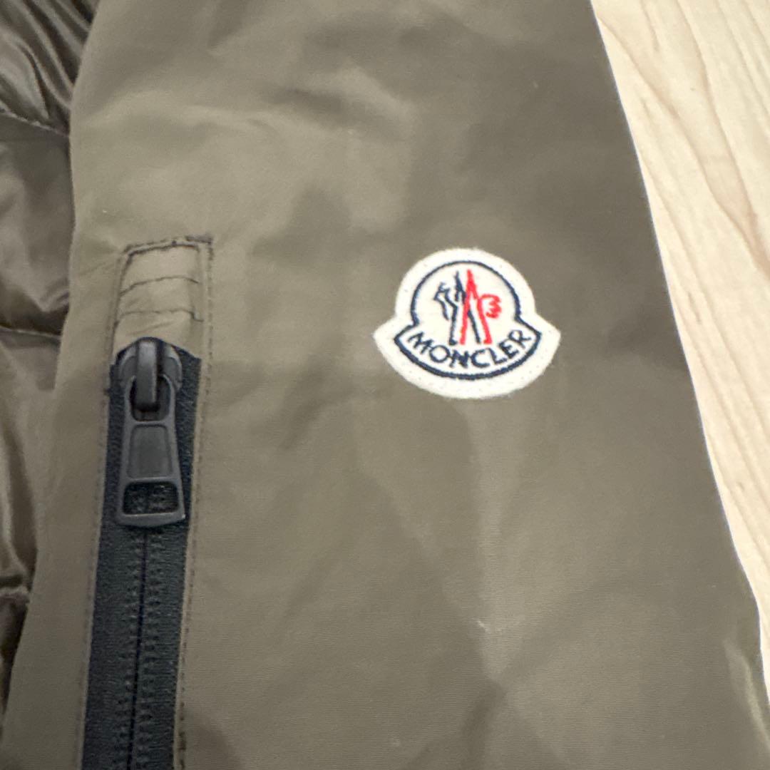 MONCLER オリーブグリーン ジャケット