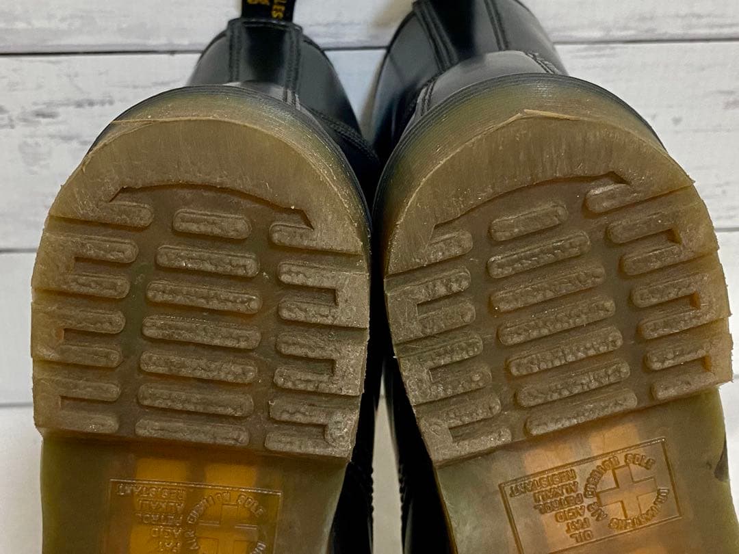 【最終値下げ】Dr. Martens 8ホールブーツUK5 ブラック【匿名配送】