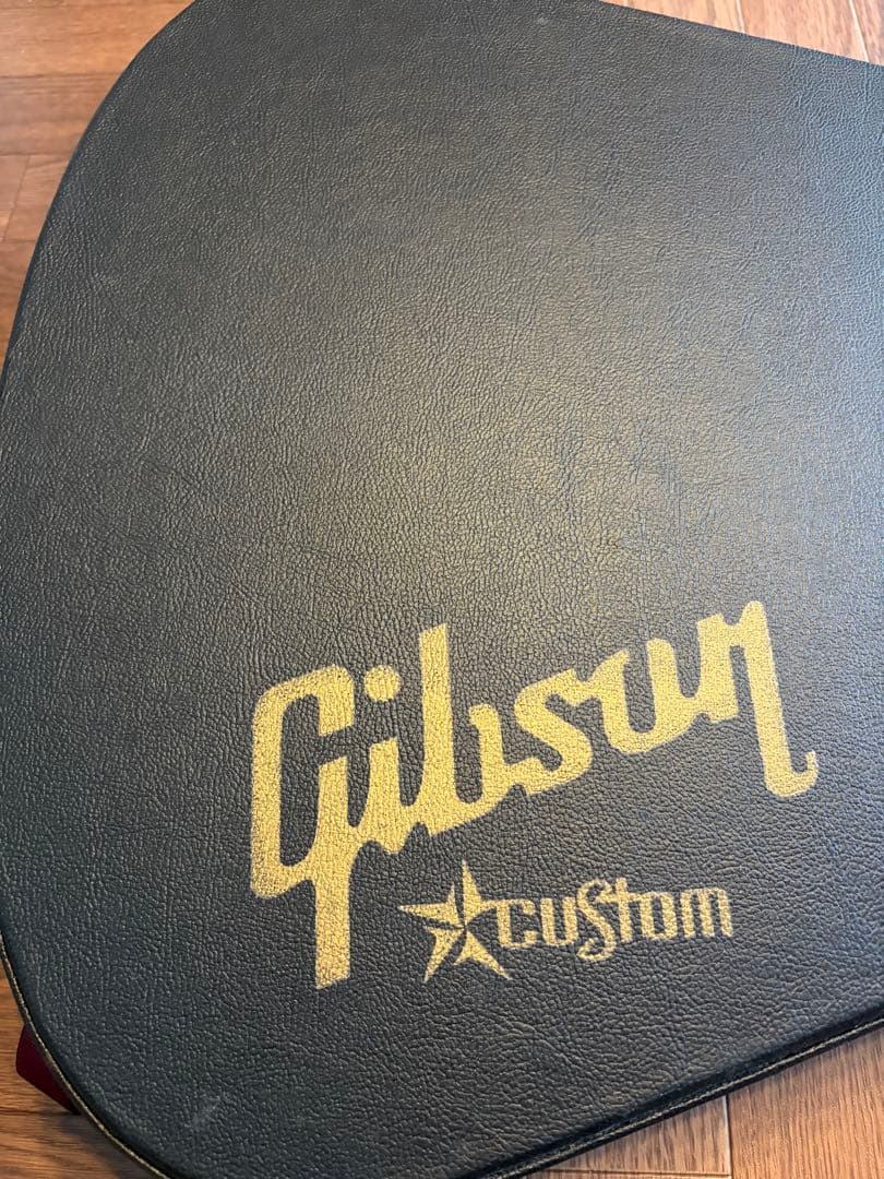 ギター Gibson Flying V 67 reissue maestro arm