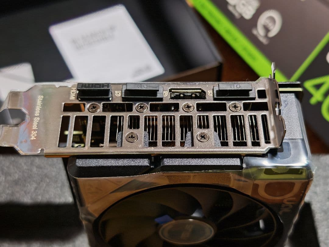 美品 ASUS RTX 4060 Ti 8GB 使用4ヶ月