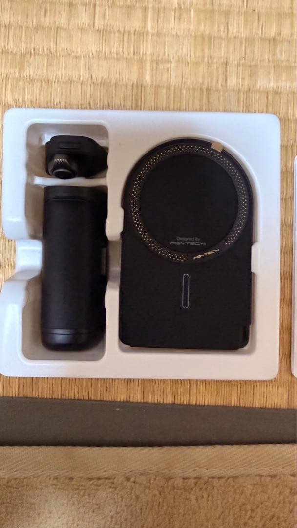 MagCam スマートフォン グリップ (モバイルバッテリー)