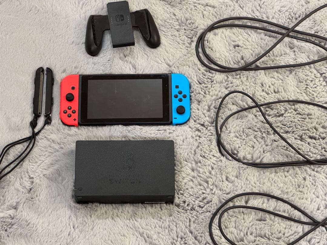 Nintendo Switch 本体 赤/青 充実付属品