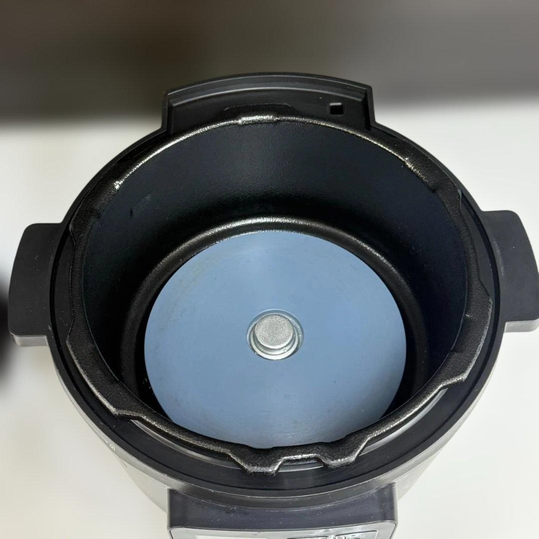 ★アイリスオーヤマ　電気圧力鍋　4.0L　PMPC-MA4-B　2020年製