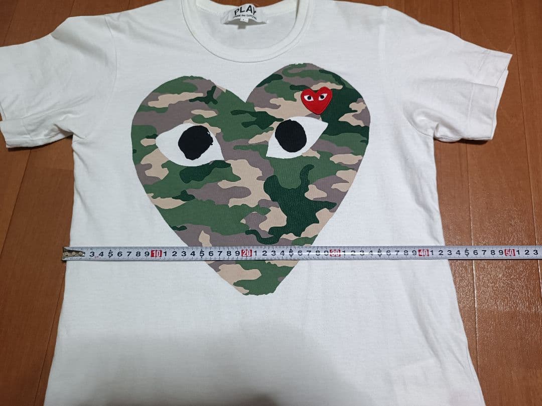 PLAY 迷彩ハート Tシャツ