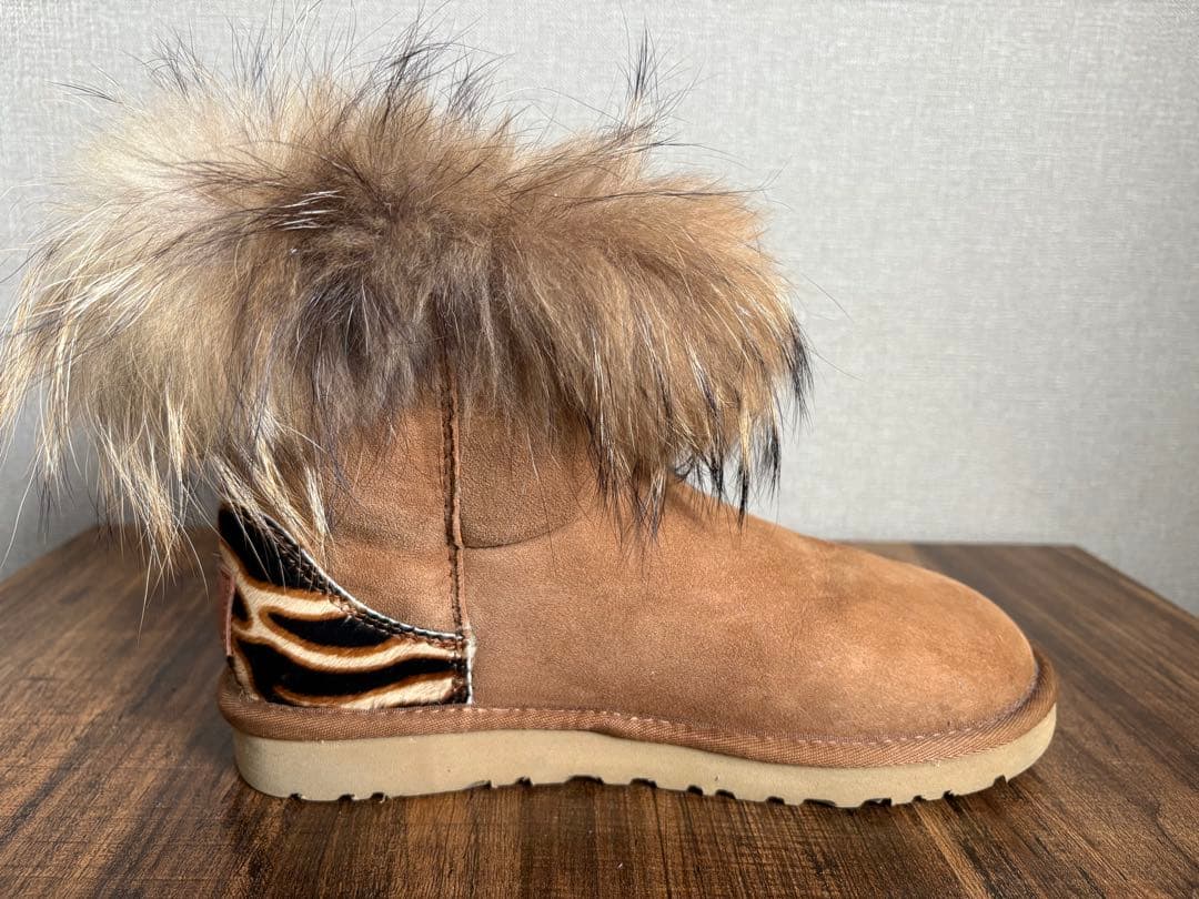 美品UGG Ciele AUSTRALIA アグハラコファームートン24cm