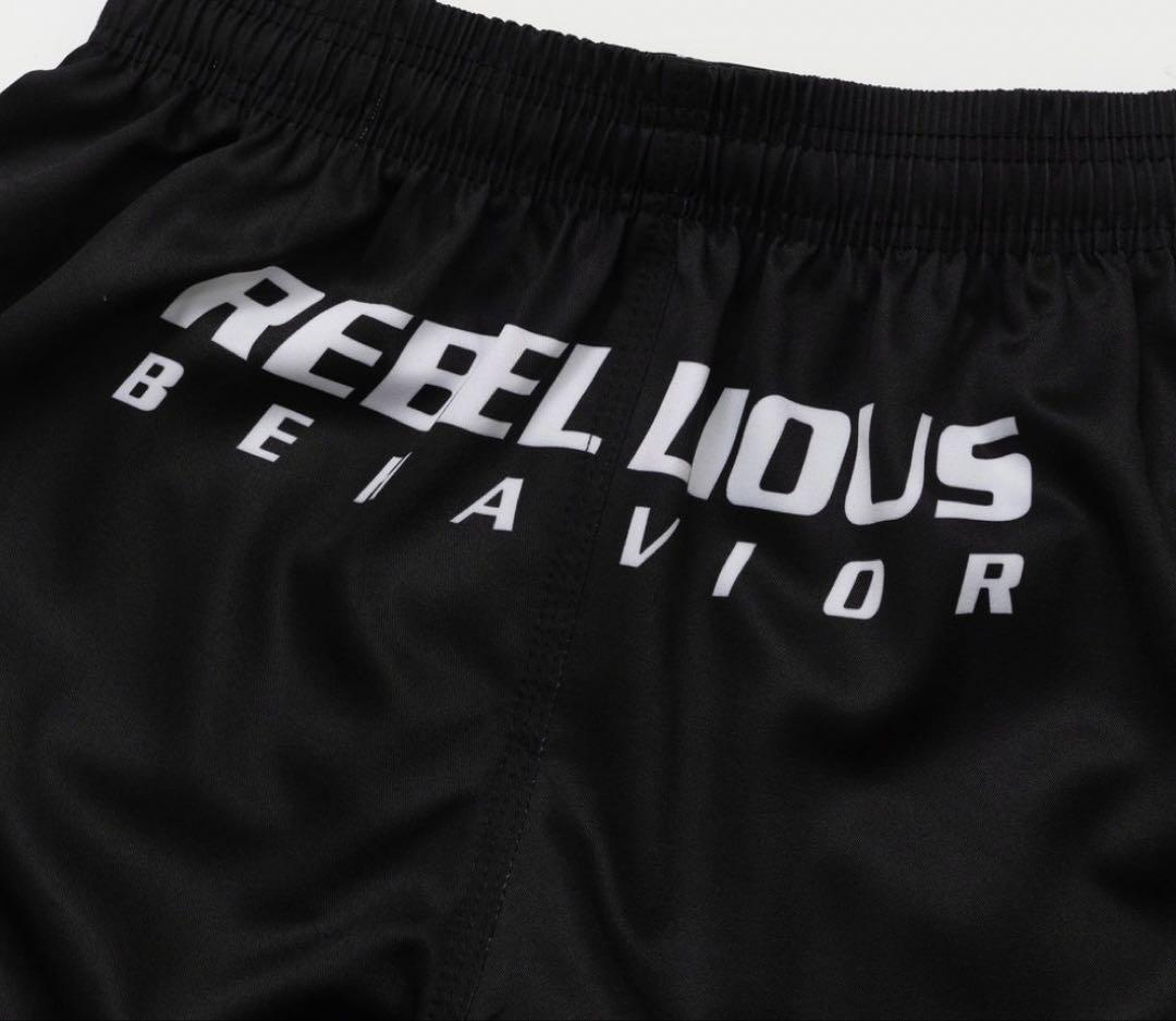 REBELLIOUS BEHAVIOR 黒ショートパンツ Mサイズ 格闘技
