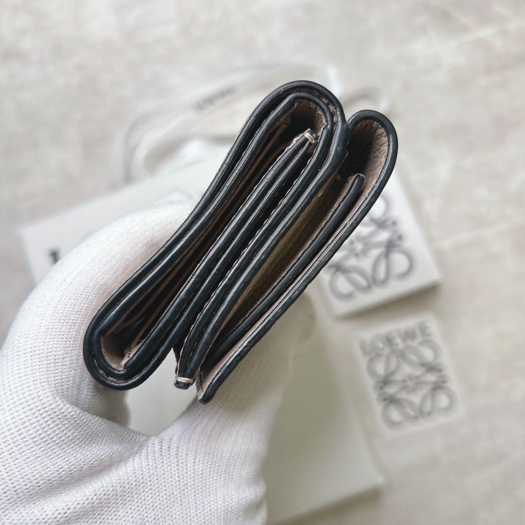 極美品✨ LOEWE ロエベ トライフォールド 三つ折り財布 サンド 箱 袋付き