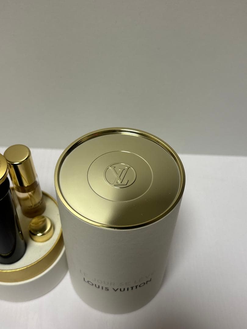 LOUIS VUITTON ルジュール・スレーヴ オードゥパルファン 香水