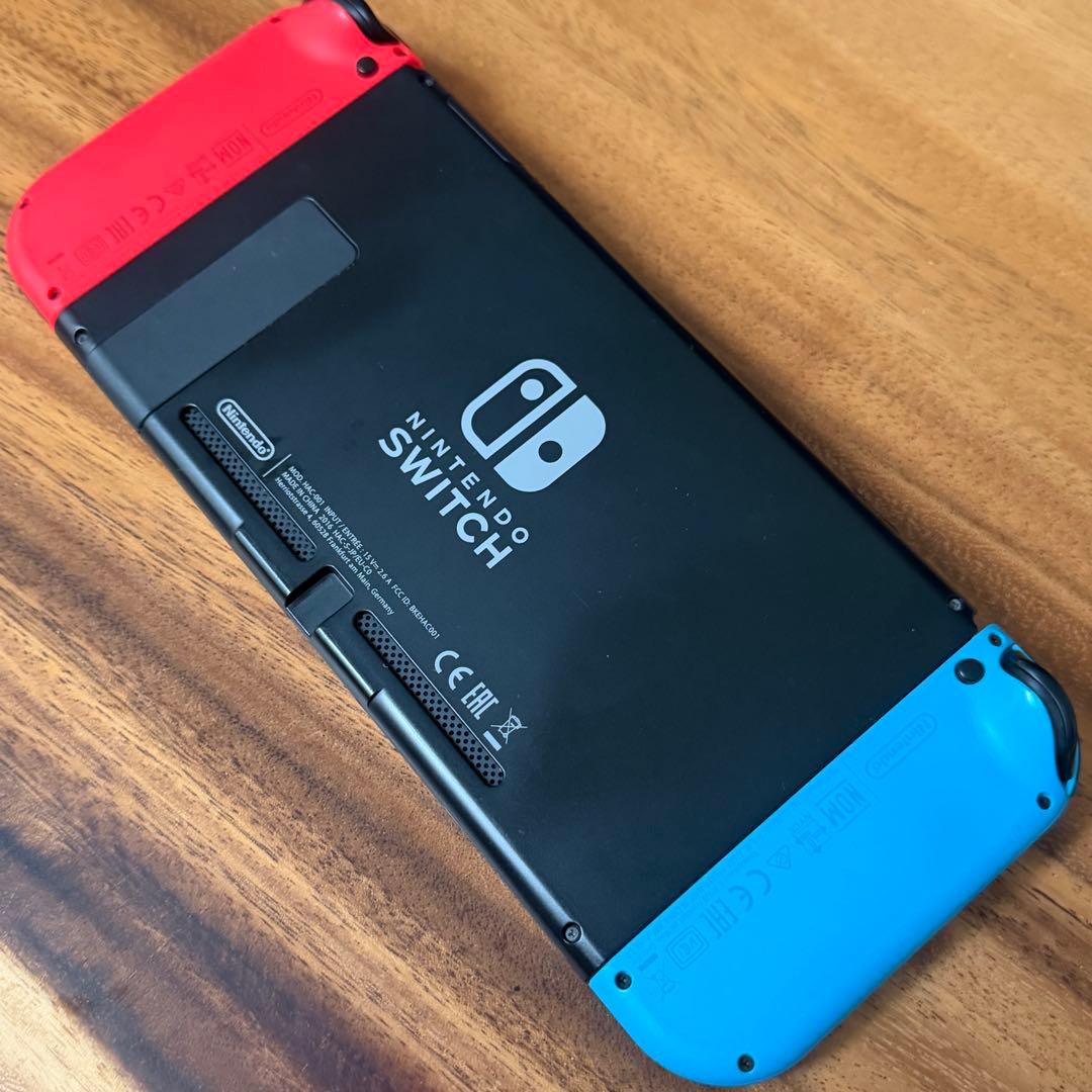北米版 Nintendo Switch 本体 ＋ 付属品まとめ売り