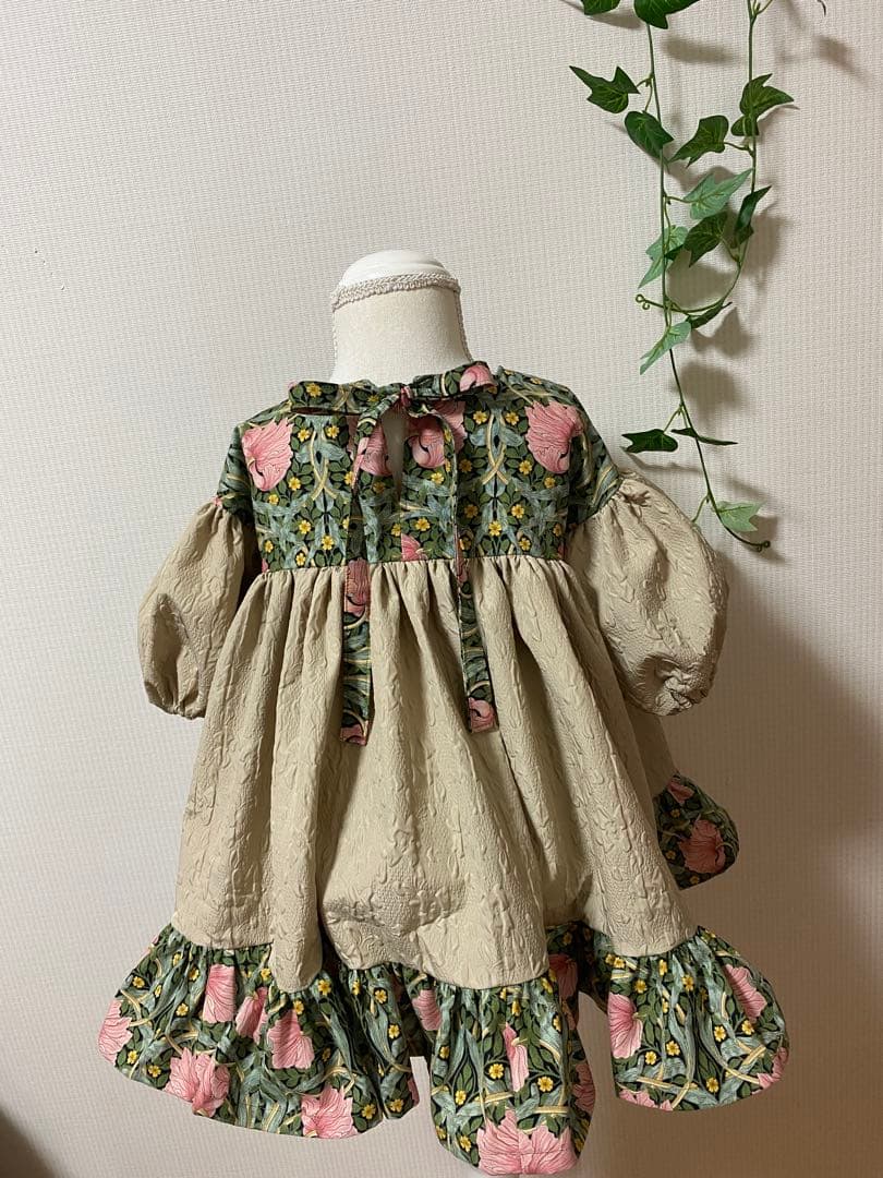 ハンドメイド　ふっくら袖ワンピース　90㎝