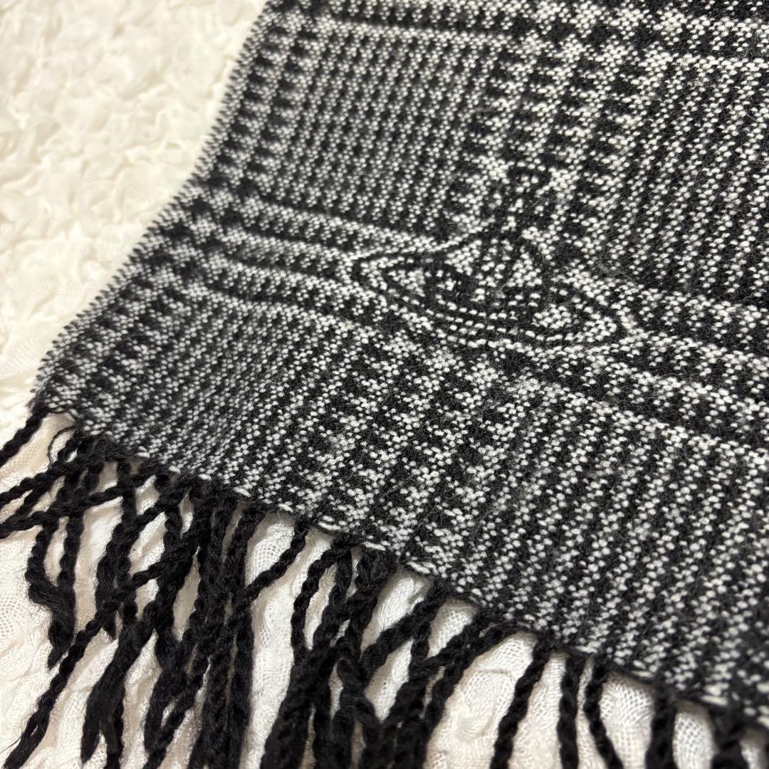 Vivienne Westwood 大判　ストールマフラー　オーブ　黒　チェック