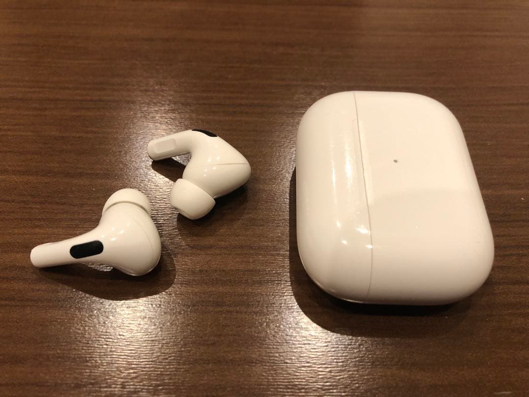 【美品】AirPods Pro 第一世代