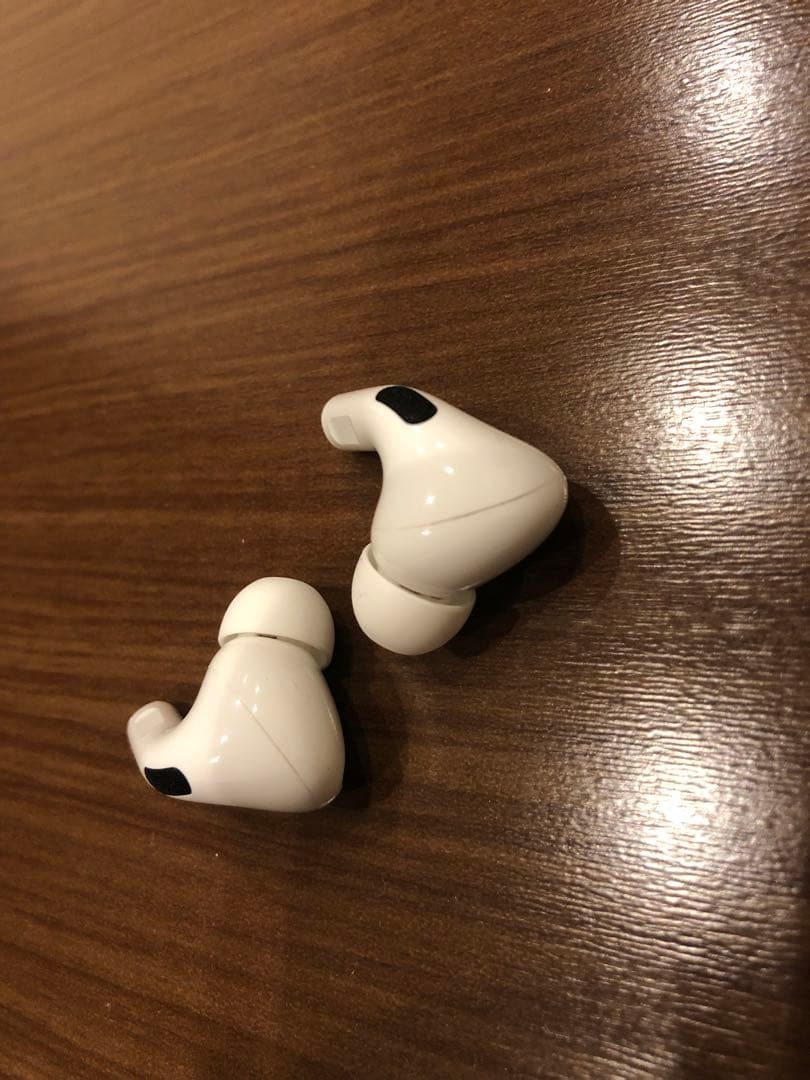 【美品】AirPods Pro 第一世代