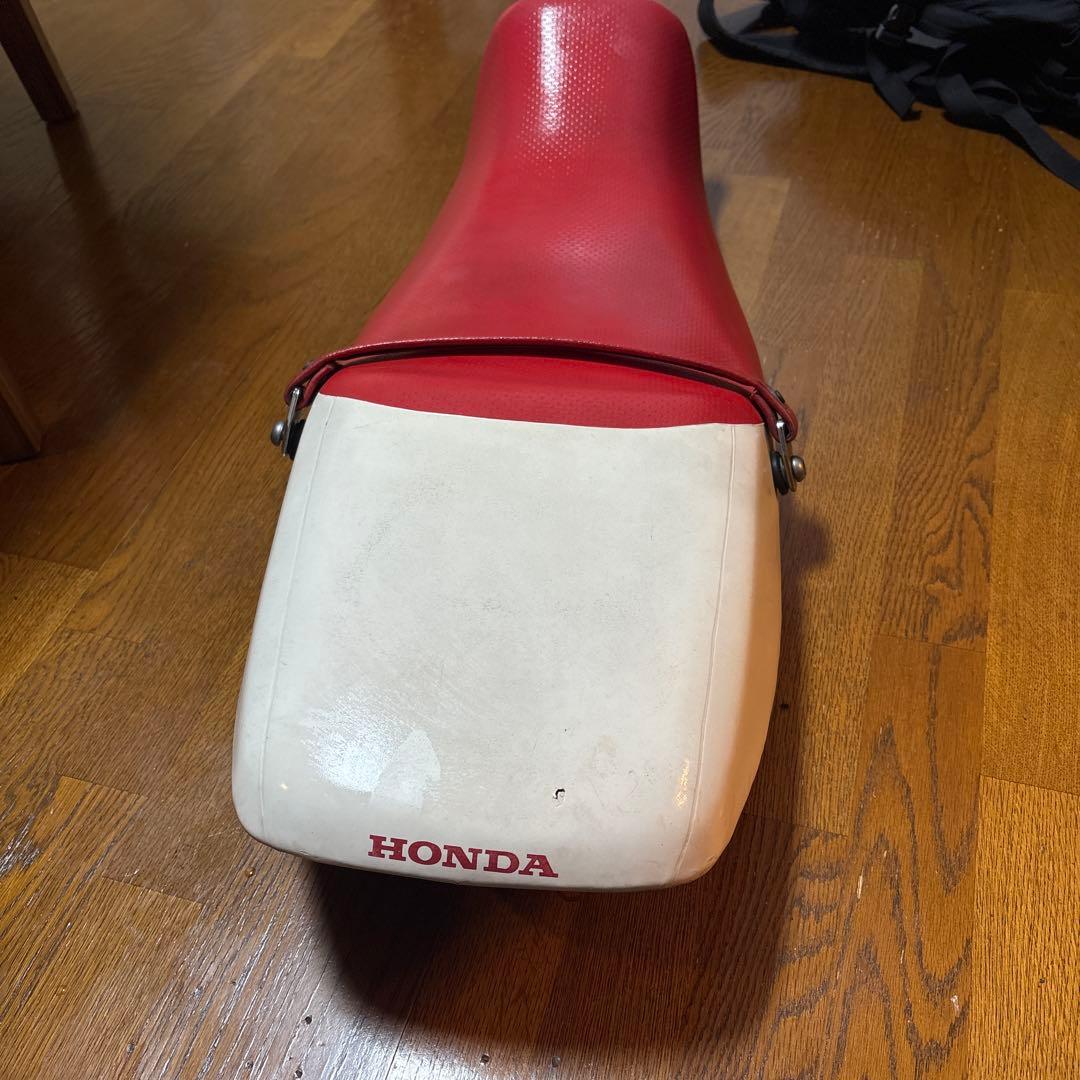 HONDA FTR223 純正シート