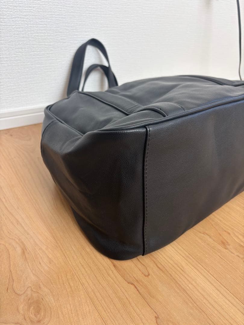 【超美品】ZARA 合成皮革ボストンバッグ 黒 大容量
