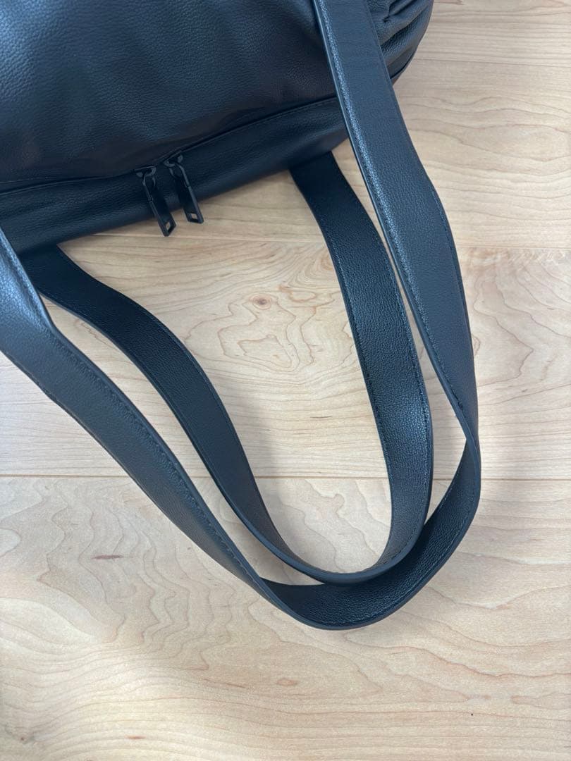 【超美品】ZARA 合成皮革ボストンバッグ 黒 大容量