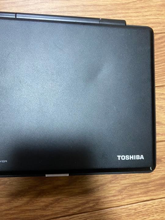 ポータブルDVDプレーヤー