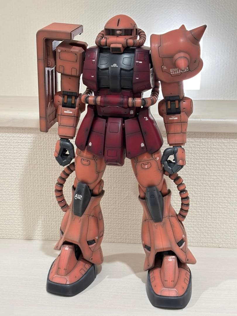 ①ジャンクプラモデル ガンプラ・メガサイズ RX-78ガンダム シャア専用ザク