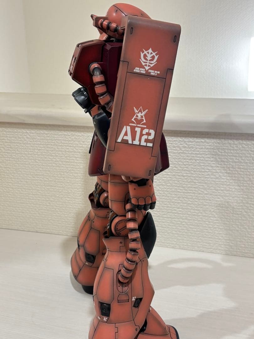 ①ジャンクプラモデル ガンプラ・メガサイズ RX-78ガンダム シャア専用ザク