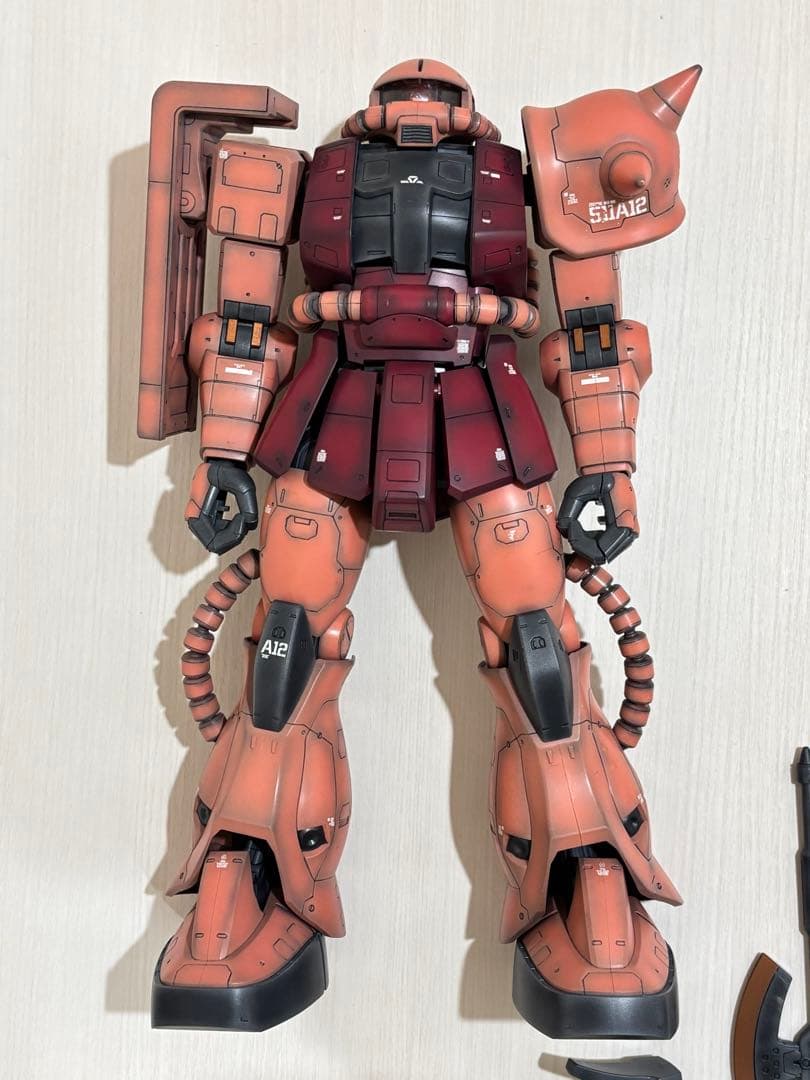 ①ジャンクプラモデル ガンプラ・メガサイズ RX-78ガンダム シャア専用ザク