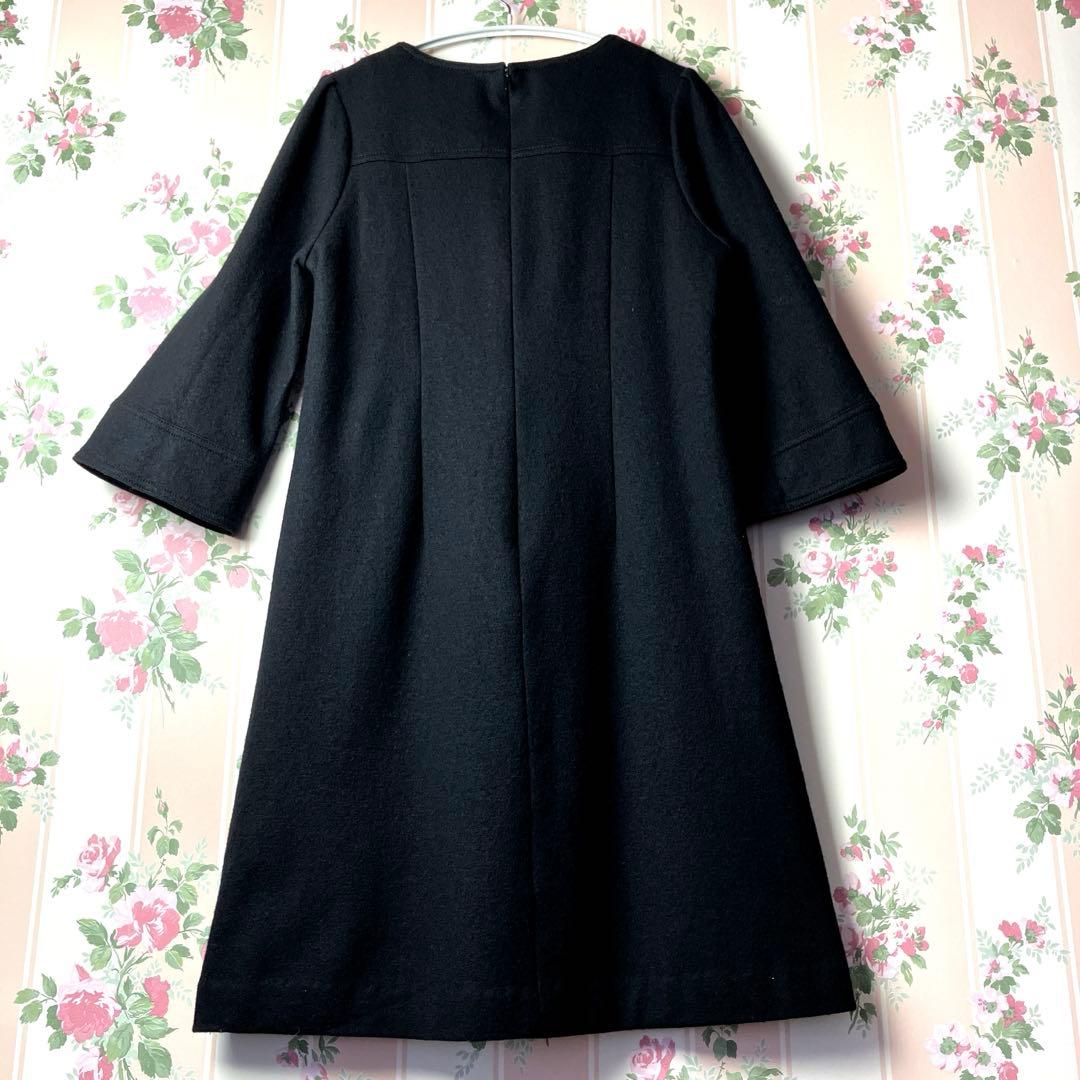 【クレージュ】　膝丈ワンピース　ベル袖　ロゴマーク刺繍　濃紺　 Aライン　七分袖