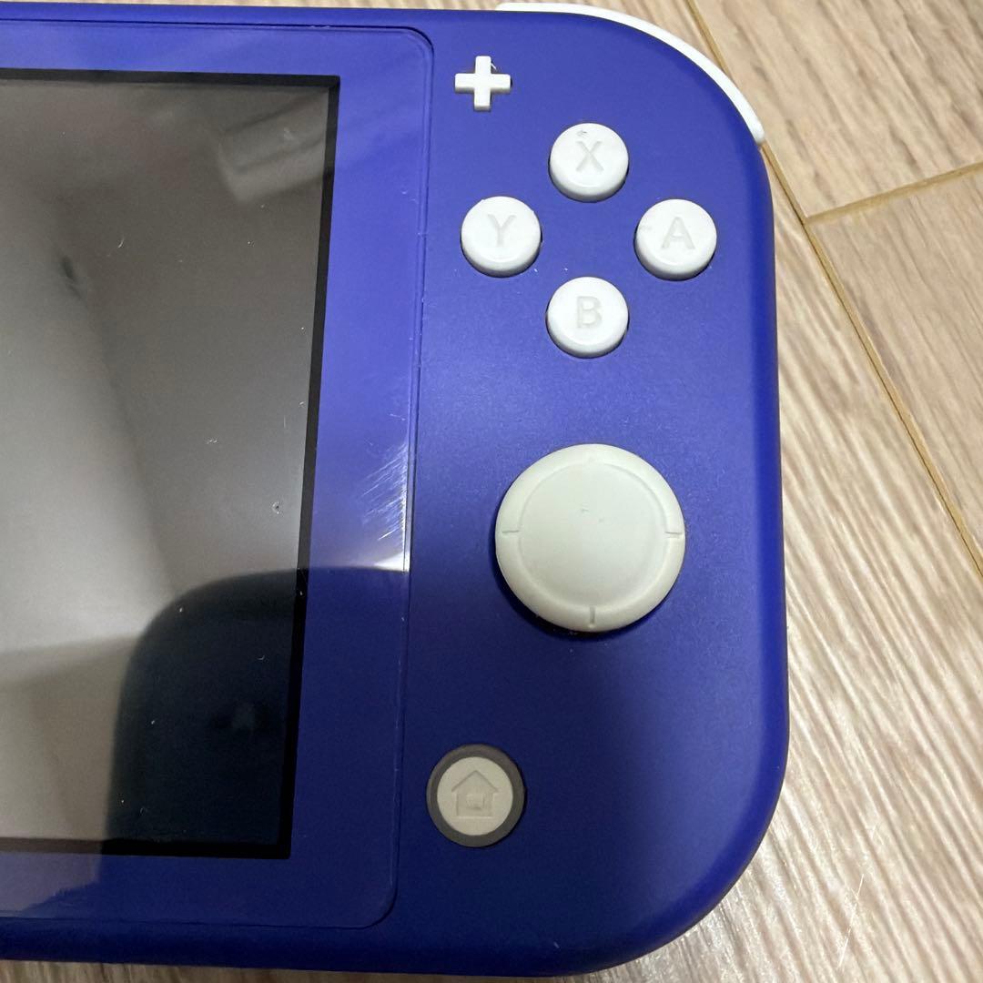 Nintendo Switch Lite 青　保護シート、ケース付き