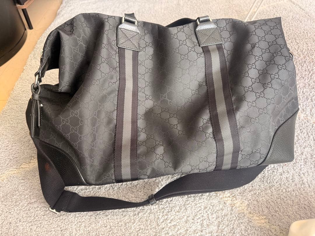 Gucci ブラック ボストンバッグ