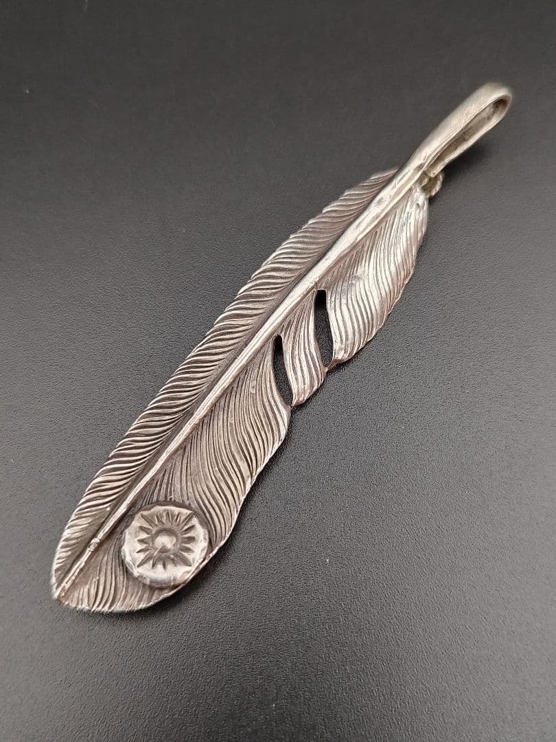激レア 全長9cm アリゾナフリーダム ネックレストップ フェザー silver