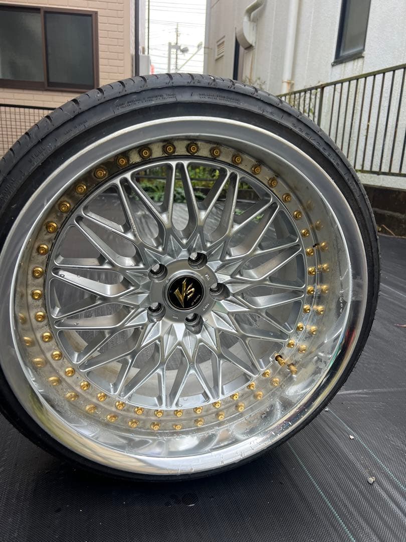 work vs xv 19インチ