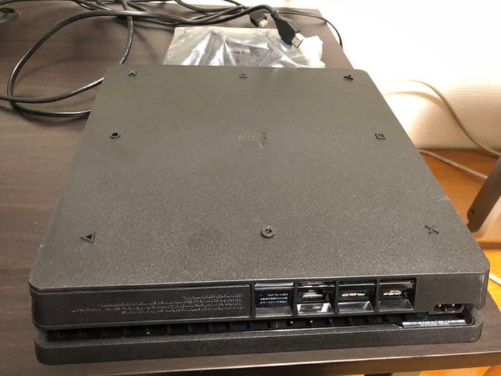 PS4 本体 付属品完備 プレステ4 cuh-2200A BLACK