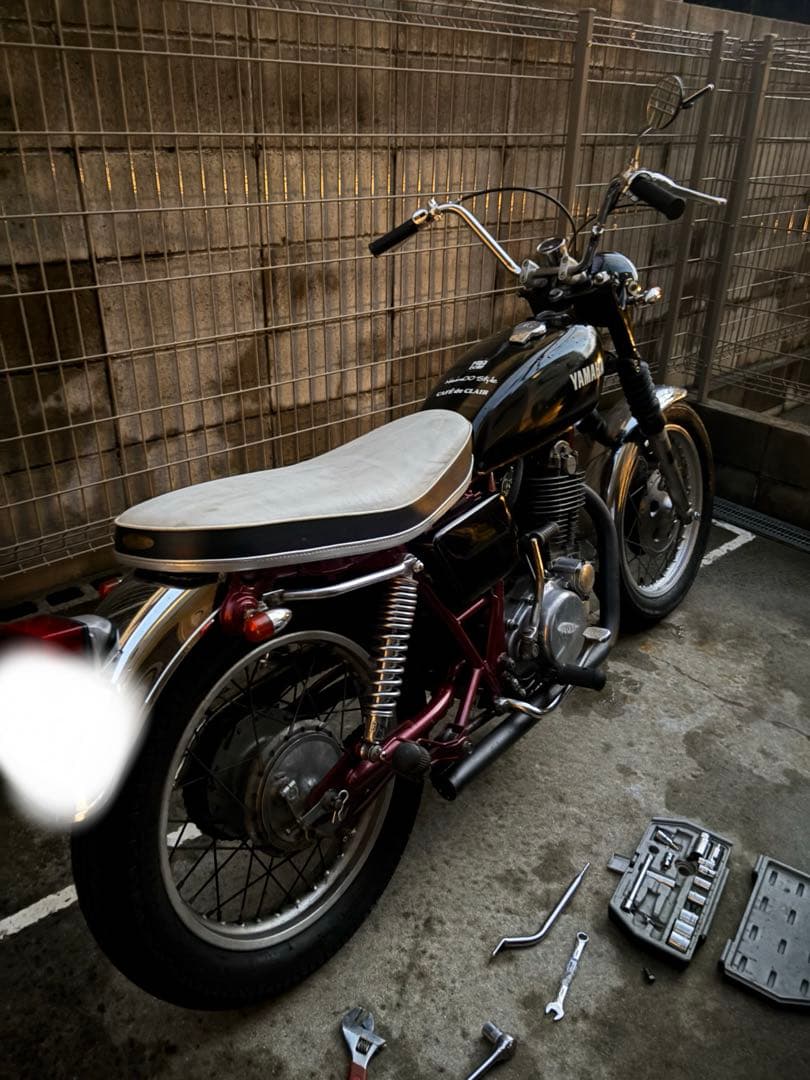 sr400シート　K＆H製シート