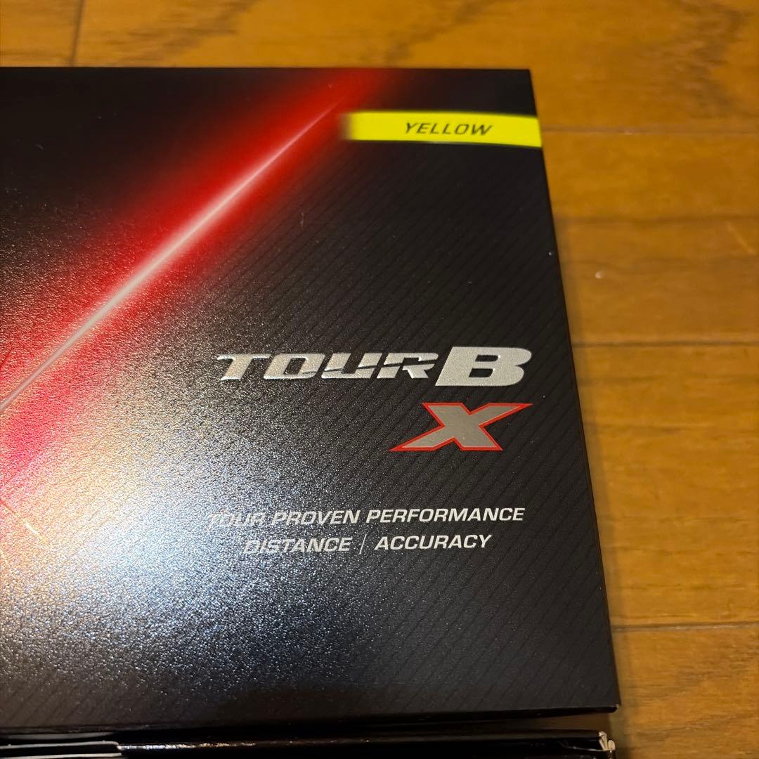 2026年モデルBridgestone TOUR B X ゴルフボール 2ダース