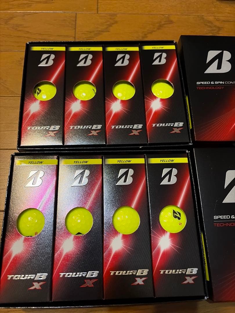 2026年モデルBridgestone TOUR B X ゴルフボール 2ダース