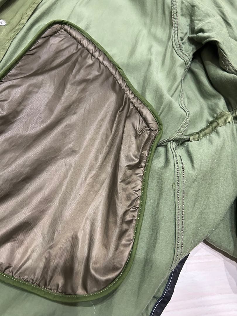 YSTRDY’s TMRRWサテンパシフィズムコート nonnative