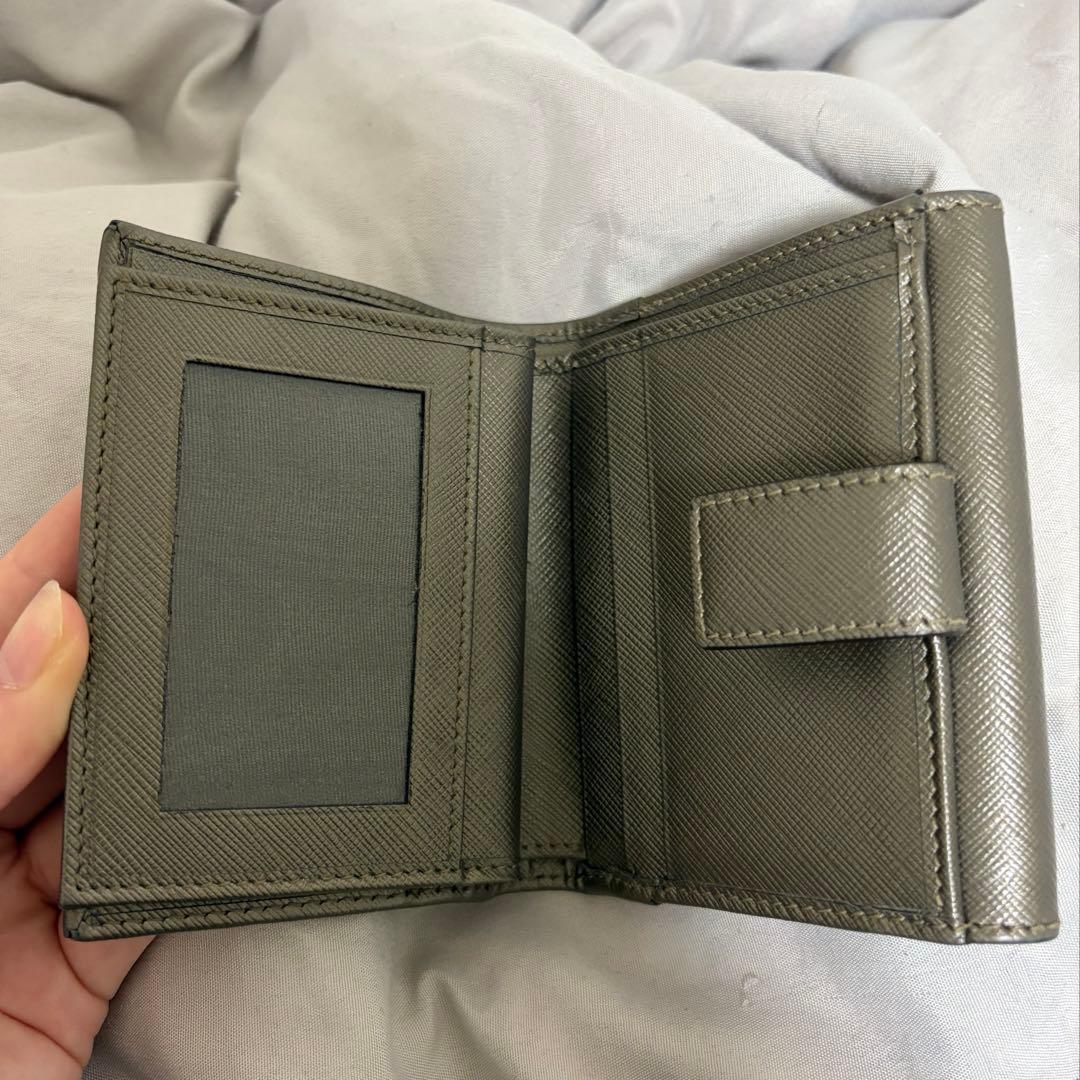 Ferragamo リボン 財布 グレー グレージュ 緑 カーキ