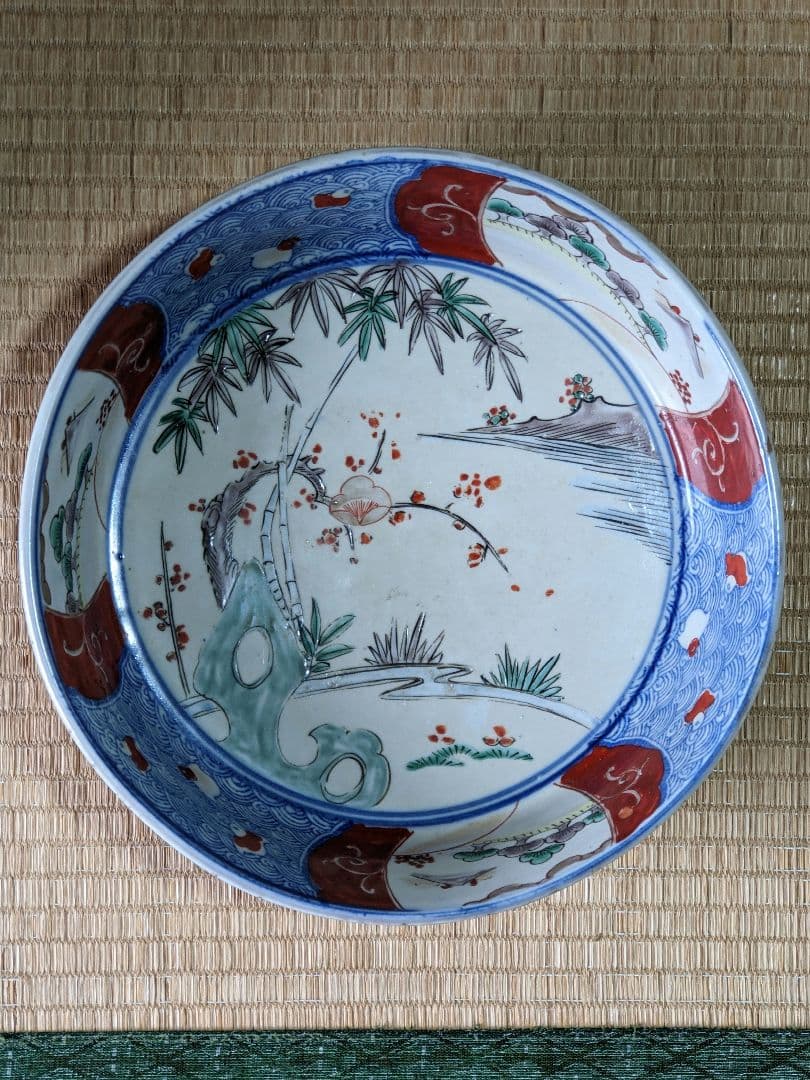 ♦古伊万里 明治時代 染付色絵 青海波 竹梅文様 上手八寸鉢 古美術品 骨董品
