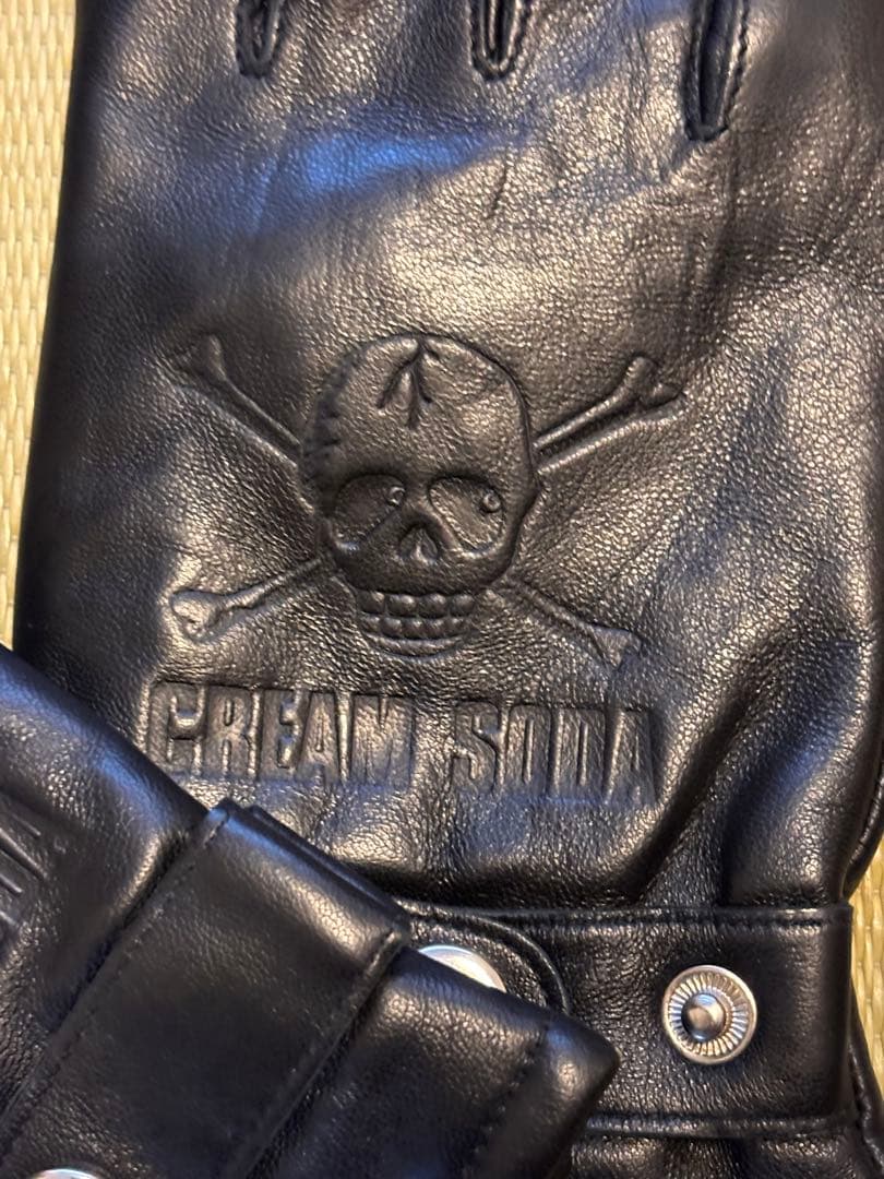 CREAM SODA ブラックレザー手袋