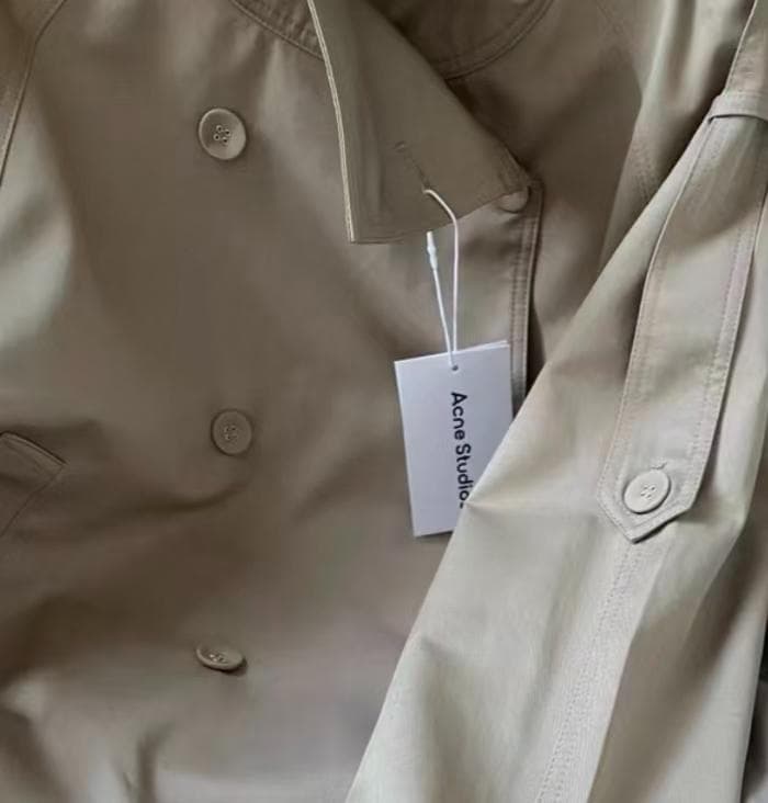 Acne Studios 2025年 英国風 ショートトレンチコート