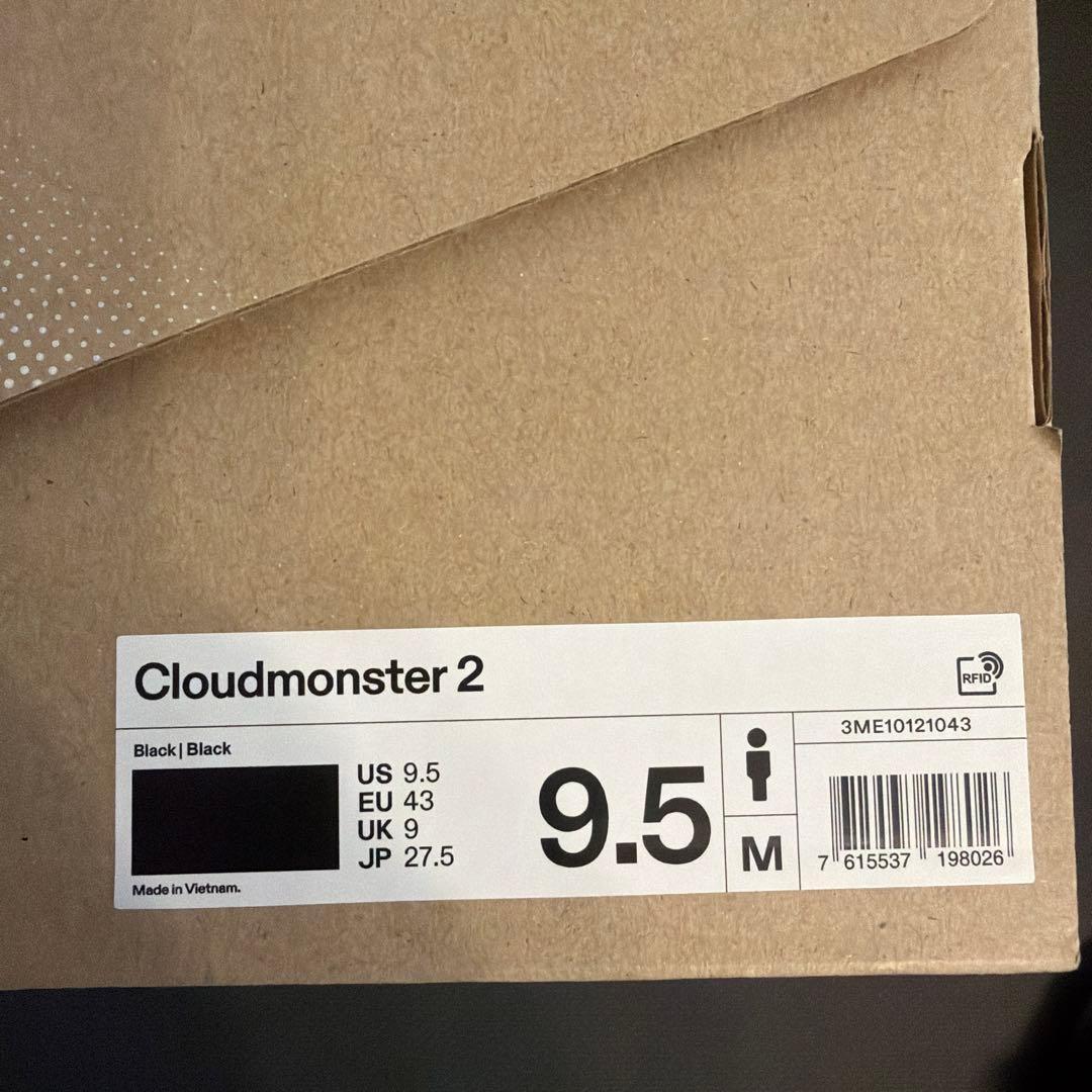 On Cloudmontser2 オン　クラウドモンスター2 ランニングシューズ