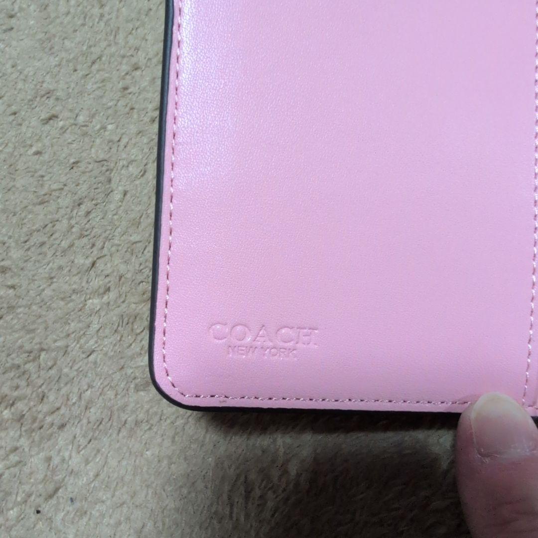 美品　COACH　二つ折り財布 〜お値引き対応致します〜