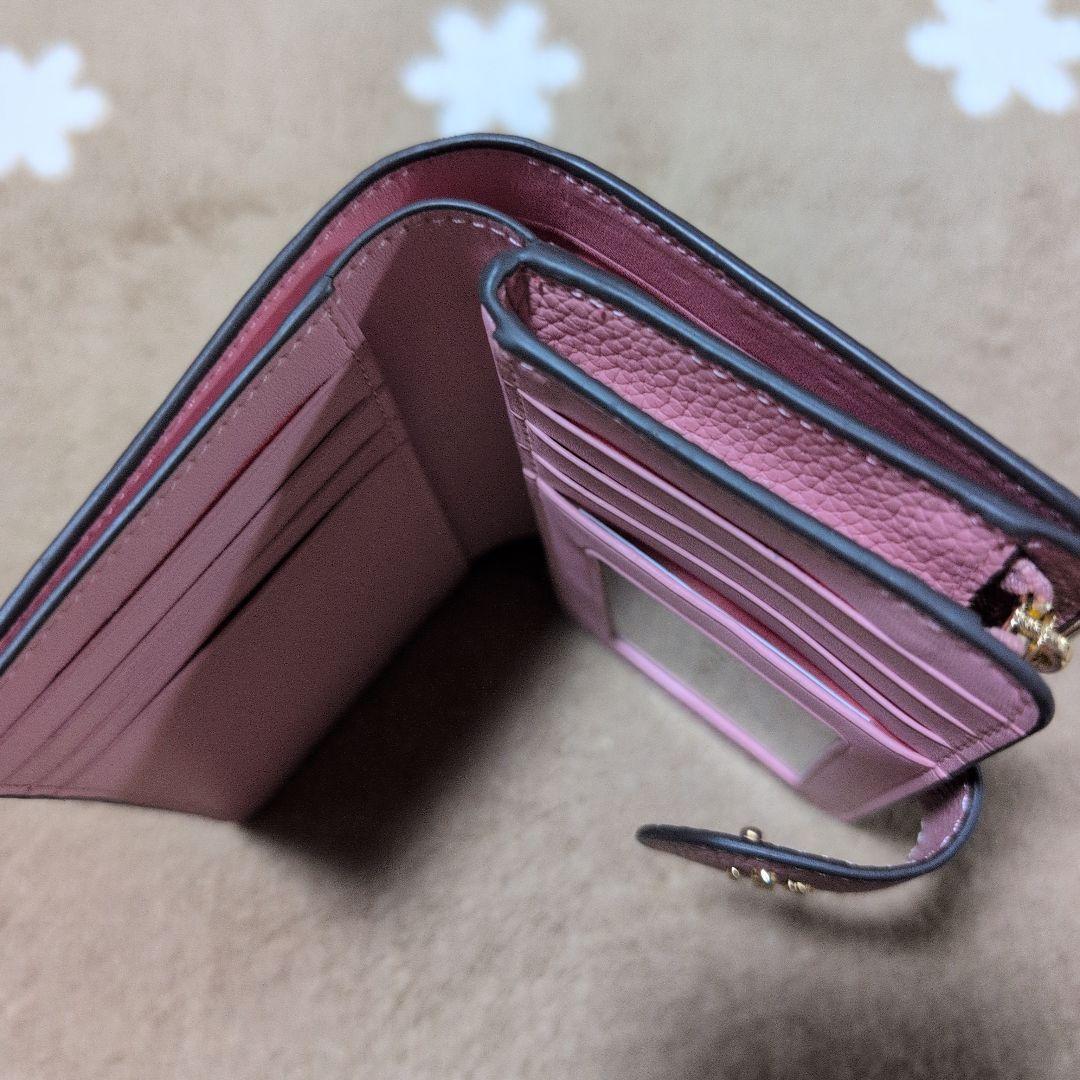美品　COACH　二つ折り財布 〜お値引き対応致します〜