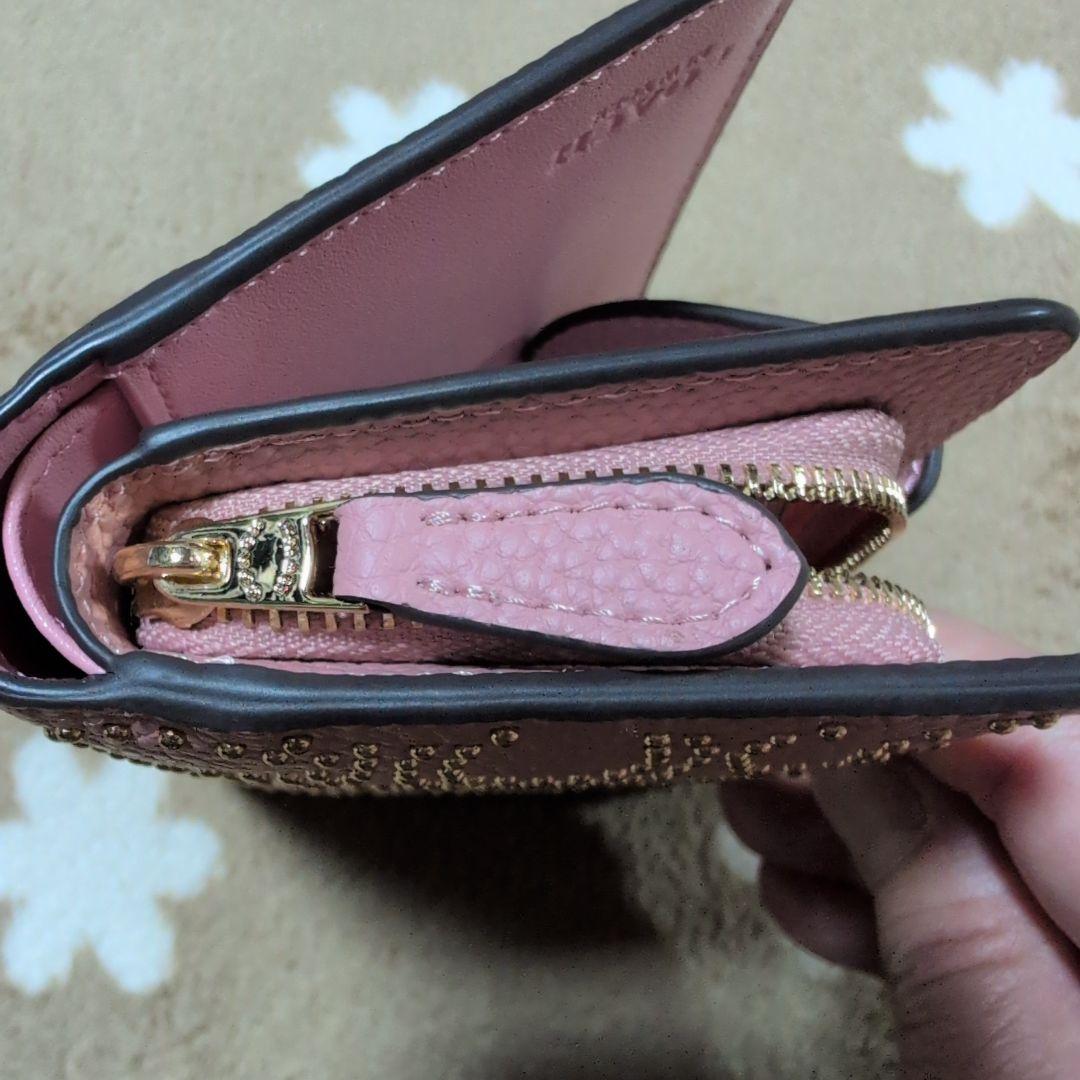 美品　COACH　二つ折り財布 〜お値引き対応致します〜